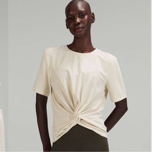 Lululemon crescent spark in bone  knot t 6